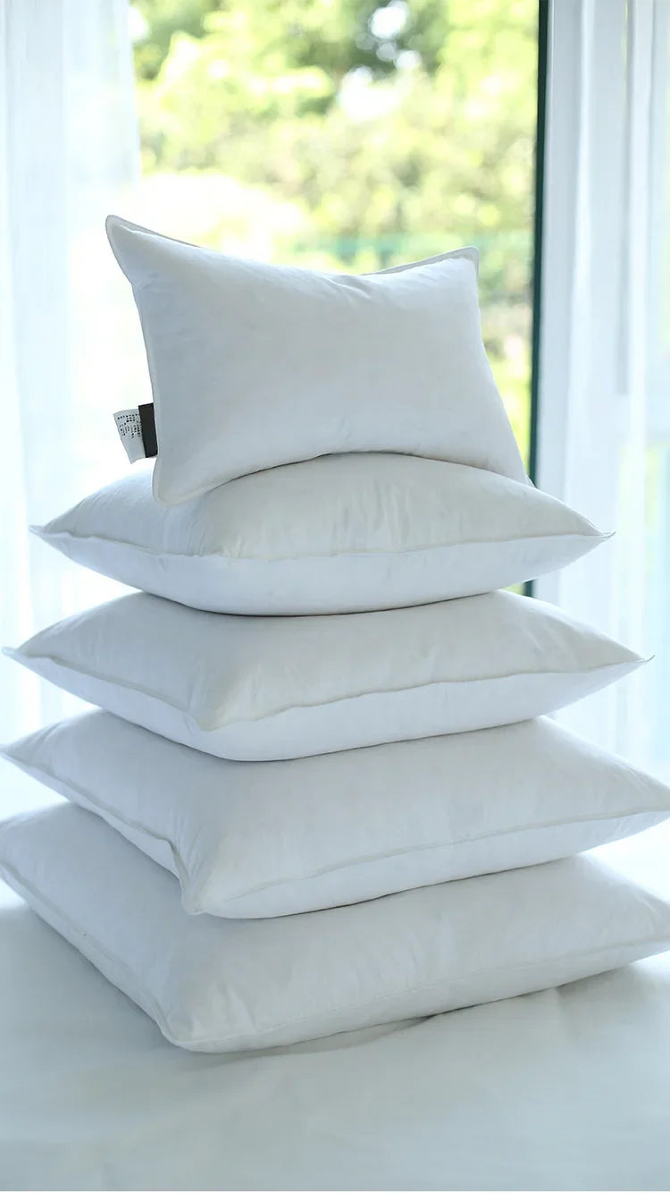Entry Luxury Goose Down Feathers Cushion Insert Core Throw Pillow Core 5% Down Pillow Filling Downproofness