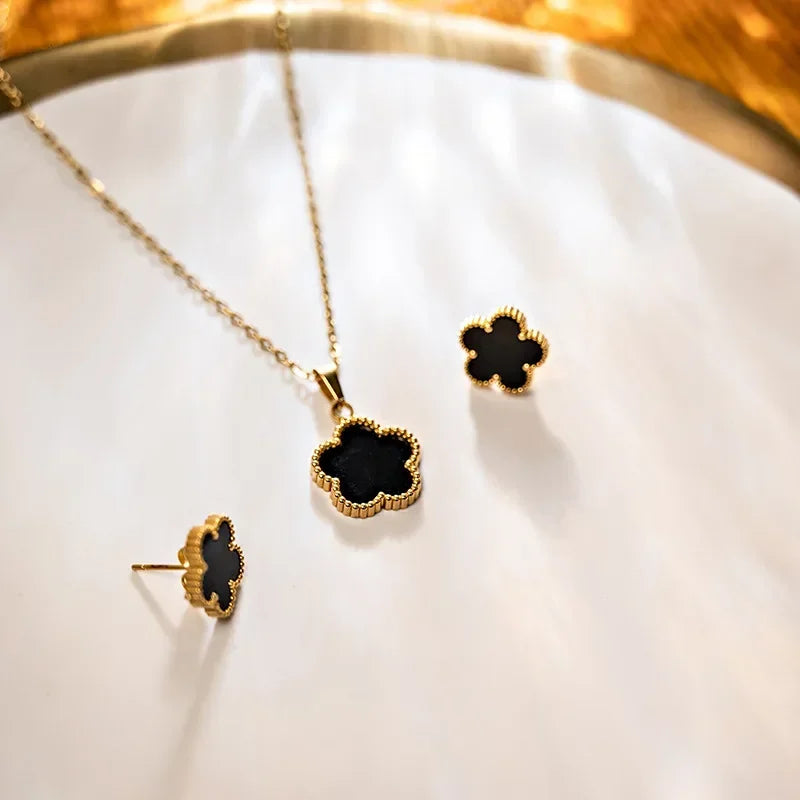 Fashionable Four-piece Set Jewelry for Woman Lucky Five-petal Flower Clover Earrings Necklace Ring Bracelet Accessories Party
